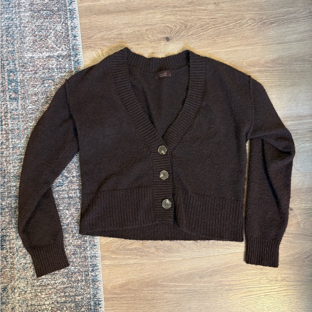 nuuds Brown Cropped V-Neck Button-Up Cardigan
